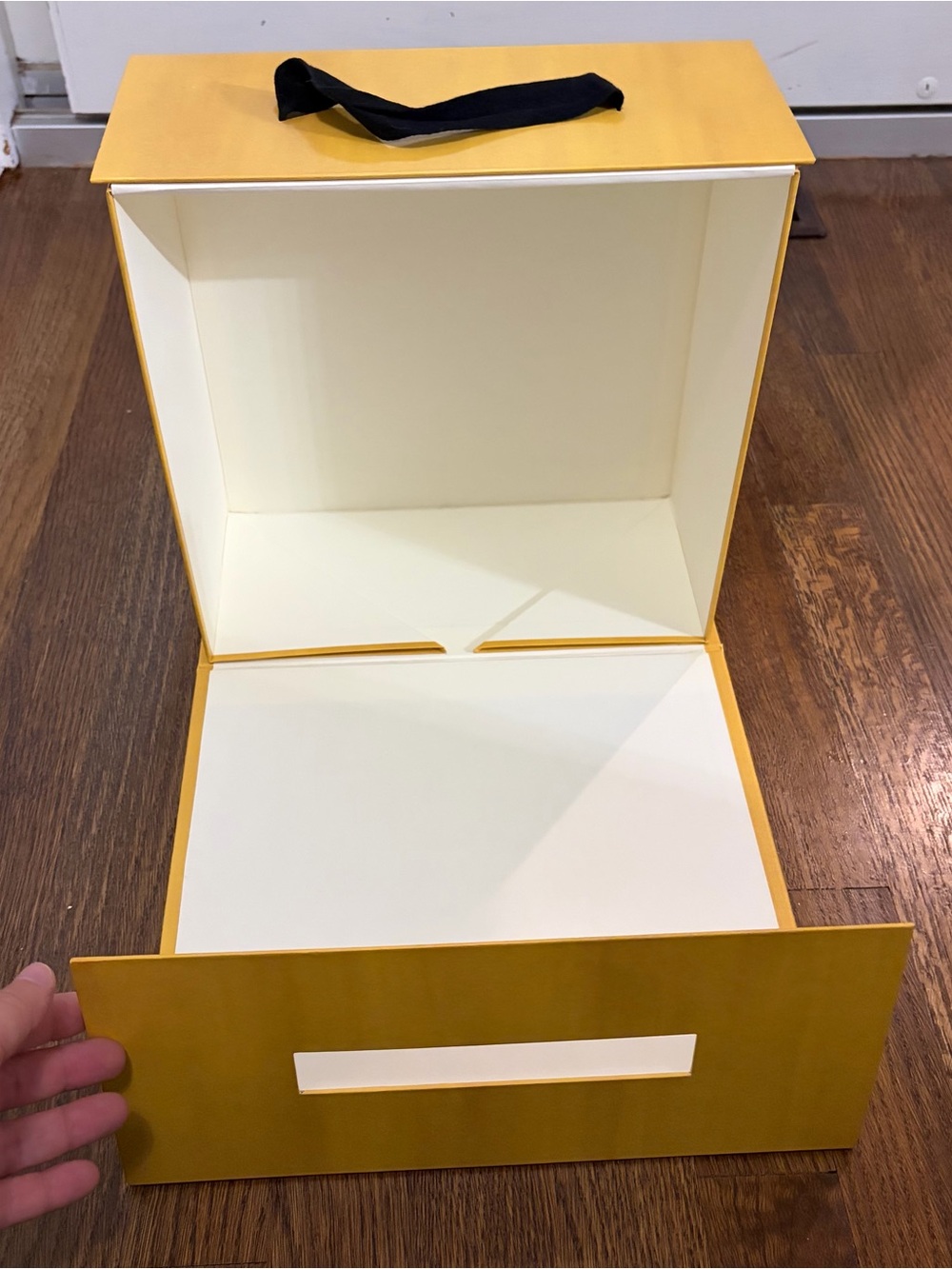FENDI Box Large - Picture 3 of 3